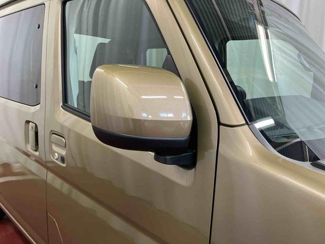 ハイゼットカーゴデッキバンＧ届出済未使用車　元展示車　両側電動スライドドア　スマートキー　プッシュスタート　衝突回避支援システム　ＬＥＤヘッドライト　レーンキープアシスト　電動格納ドアミラー　エアバッグ　オートマチックハイビーム（長崎県）の中古車
