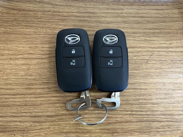 ムーヴX届出済未使用車 元展示車 禁煙車 1オーナー 9インチディスプレイオーディオ LEDヘッドランプ ベンチシート オートマチックハイビーム 片側電動両側スライドドア バックカメラ TV 電動格納ミラー(長崎県)の中古車