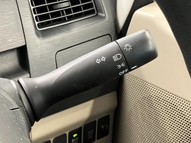 ムーヴL下取車 盗難防止装置 電動格納ドアミラー 運転席、助手席エアバック CDオーディオ ラジオ キーレスエントリー 衝突安全ボディ アイドリングストップ アクセサリーソケット(長崎県)の中古車