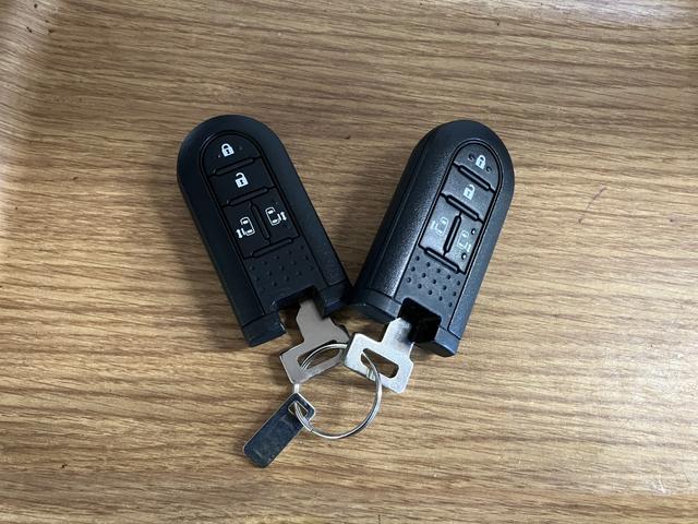 ムーヴキャンバスGホワイトアクセントVS SAIII下取車 ナビ ブルートゥース ETC 前後ドラレコ パノラマモニター シートヒーター 衝突被害軽減システム スマートキー 両側電動スライドドア 運転席エアバッグ 助手席エアバッグ 衝突安全ボディ(長崎県)の中古車