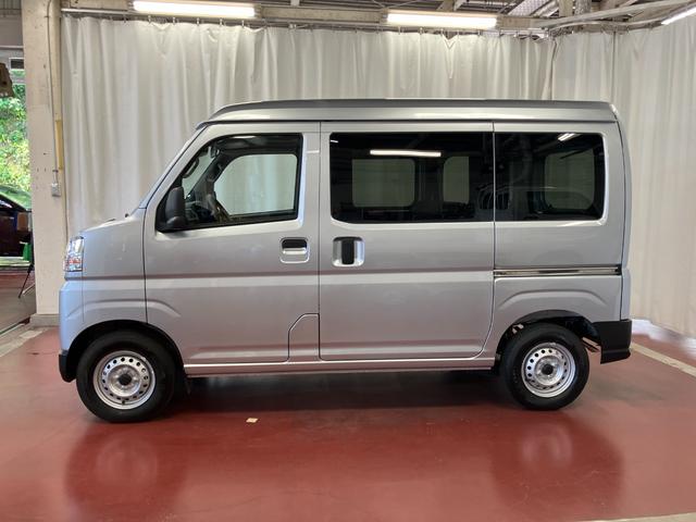 ハイゼットカーゴＤＸ届出済未使用車　禁煙車　衝突被害軽減システム　オートマチックハイビーム　禁煙車　オートライト　ＥＳＣ　アイドリンストップ　運転席エアバッグ　助手席エアバッグ　ＡＢＳ　１オーナー　レーンキープアシスト（長崎県）の中古車