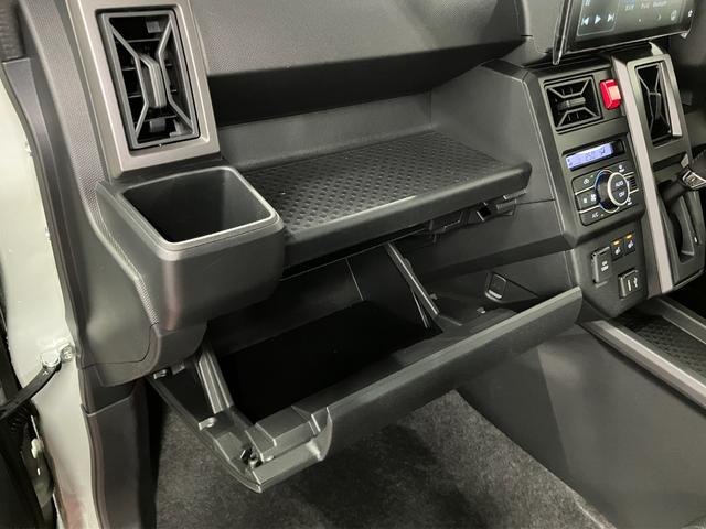 タフトG ダーククロムベンチャー展示車 届出済未使用車 9インチディスプレイオーディオ バックカメラ ブルートゥース 禁煙 フルセグ アイドリングストップ レーンキープアシスト キーフリー LEDヘッドライト フルセグTV(長崎県)の中古車
