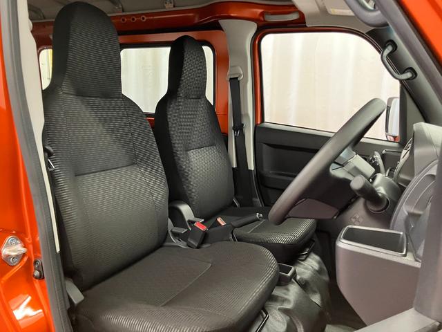 ハイゼットカーゴDX届出済未使用車 元展示車 CVT 衝突被害軽減システム オートマチックハイビーム 禁煙車 オートライト ESC アイドリングストップ Wエアバッグ アンチロックブレーキ レーンキープアシスト(長崎県)の中古車