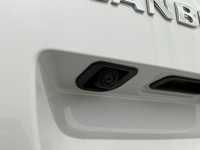 ムーヴキャンバスストライプスＧ届出済未使用車　元展示車　衝突被害軽減システム　禁煙　スマートキー　プッシュスタート　両側電動スライドドア　シートヒーター　ＬＥＤヘッドランプ　オートライト　車線逸脱警報　ベンチシート（長崎県）の中古車