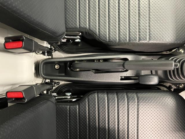ハイゼットトラックスタンダード　農用スペシャル１オーナー　４ＷＤ　マニュアル車　衝突被害軽減システム　レーンキープアシスト　横滑防止装置　パワーステアリング　運転席エアバッグ　助手席エアバッグ　アイドリングストップ　ＡＢＳ　オートライト（長崎県）の中古車