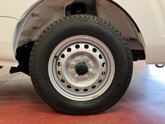 ハイゼットトラックスタンダード　農用スペシャル１オーナー　４ＷＤ　マニュアル車　衝突被害軽減システム　レーンキープアシスト　横滑防止装置　パワーステアリング　運転席エアバッグ　助手席エアバッグ　アイドリングストップ　ＡＢＳ　オートライト（長崎県）の中古車