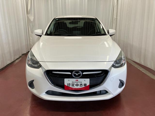 デミオ１３Ｓツーリング下取車　純正ナビ　バックカメラ　シートヒーター　ブルートゥース　ＤＶＤ　フルセグＴＶ　衝突被害軽減システム　横滑り防止装置　レーンキープアシスト　スマートキー　プッシュスタート　ＬＥＤヘッドランプ（長崎県）の中古車