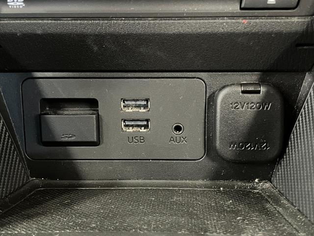 デミオ１３Ｓツーリング下取車　純正ナビ　バックカメラ　シートヒーター　ブルートゥース　ＤＶＤ　フルセグＴＶ　衝突被害軽減システム　横滑り防止装置　レーンキープアシスト　スマートキー　プッシュスタート　ＬＥＤヘッドランプ（長崎県）の中古車