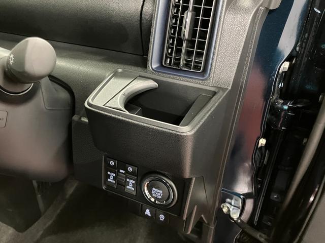 タントカスタムX元展示車 1オーナー 禁煙 9インチディスプレイオーディオ アイドリングストップ 衝突被害軽減システム 電動格納ミラー 両側電動スライドドア ブルートゥース 車線逸脱警報 シートヒーター バックカメラ(長崎県)の中古車
