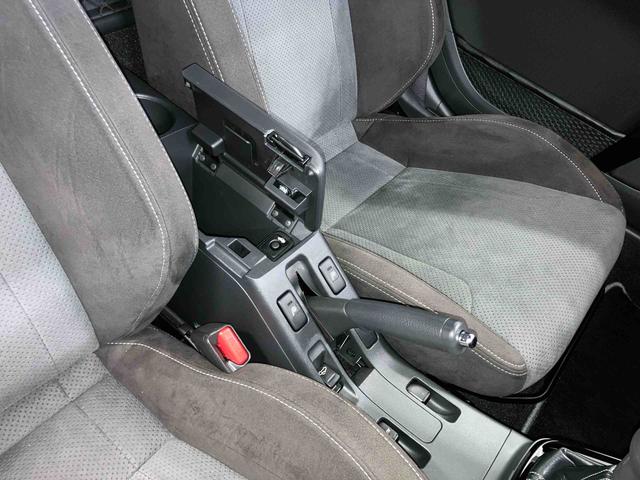 コペンGR スポーツ元試乗車 マニュアル車 1オーナー 盗難防止 ターボ キーフリー 横滑り防止機能 LEDヘッドランプ 記録簿付き アルミホイール 衝突安全ボディ アンチロックブレーキシステム 運転席助手席エアバッグ(長崎県)の中古車