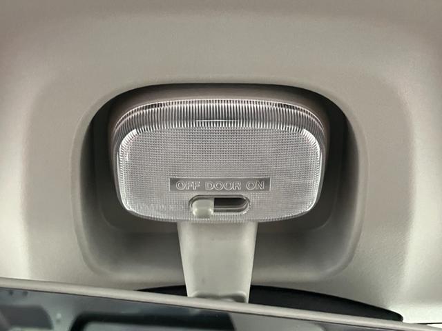 ハイゼットカーゴＤＸ下取車　マニュアル車　衝突被害軽減システム　オートマチックハイビーム　ＬＥＤフォグランプ　ラジオ　オートライト　アイドリングストップ　運転席助手席エアバッグ　アンチロックブレーキ　レーンキープアシスト（長崎県）の中古車