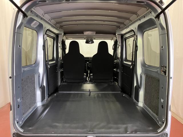 ハイゼットカーゴＤＸ下取車　マニュアル車　衝突被害軽減システム　オートマチックハイビーム　ＬＥＤフォグランプ　ラジオ　オートライト　アイドリングストップ　運転席助手席エアバッグ　アンチロックブレーキ　レーンキープアシスト（長崎県）の中古車