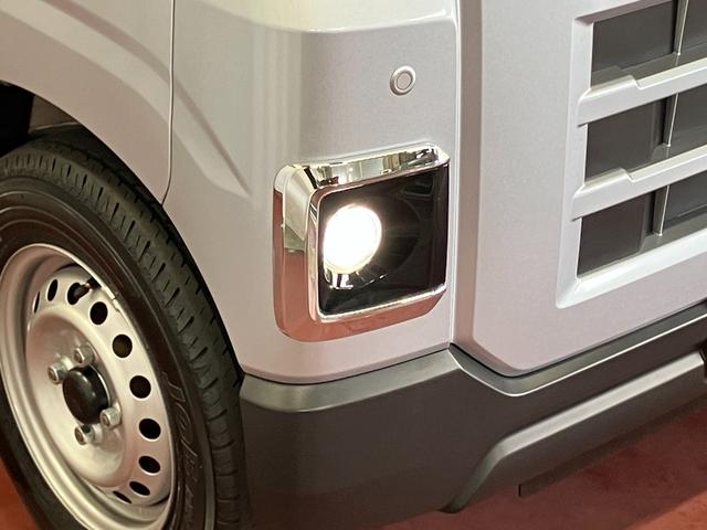 ハイゼットカーゴＤＸ下取車　マニュアル車　衝突被害軽減システム　オートマチックハイビーム　ＬＥＤフォグランプ　ラジオ　オートライト　アイドリングストップ　運転席助手席エアバッグ　アンチロックブレーキ　レーンキープアシスト（長崎県）の中古車