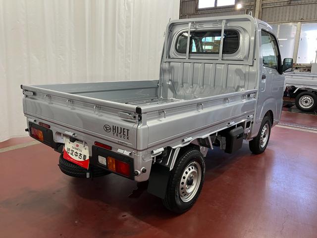 ハイゼットトラックスタンダード届出済未使用車　元展示車　２ＷＤ　マニュアル車　１オーナー　衝突被害軽減システム　エアコン　レーンキープアシスト　アイドリングストップ　エアバッグ　禁煙　オートマチックハイビーム　オートライト（長崎県）の中古車