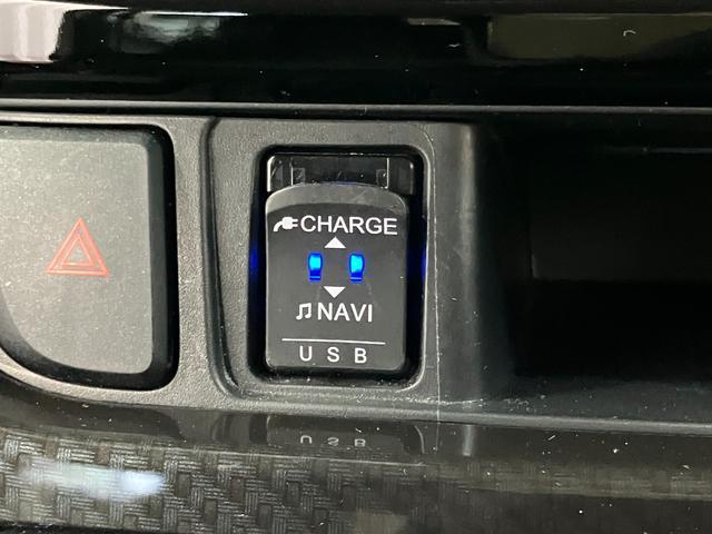 ムーヴカスタム XリミテッドII SAIII下取車 ターボ ナビ パノラマモニター 前後ドラレコ Bluetooth シートヒーター 衝突被害軽減システム 横滑り防止機能 盗難防止システム DVD スマートキー 衝突安全ボディ オートライト(長崎県)の中古車