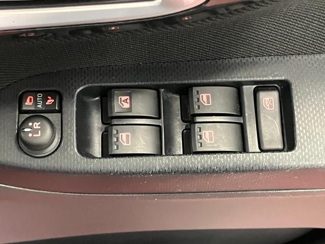 ムーヴカスタム XリミテッドII SAIII下取車 ターボ ナビ パノラマモニター 前後ドラレコ Bluetooth シートヒーター 衝突被害軽減システム 横滑り防止機能 盗難防止システム DVD スマートキー 衝突安全ボディ オートライト(長崎県)の中古車