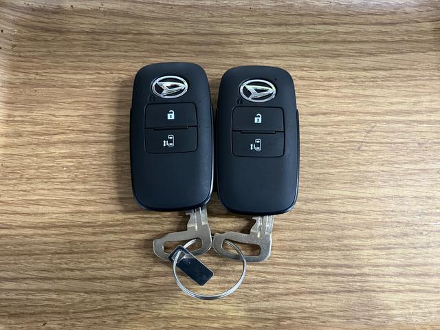 ムーヴＧ届出済未使用車　元展示車　禁煙車　オートマチックハイビーム　ＬＥＤヘッドランプ　電動格納ミラー　アイドリングストップ　レーンアシスト　オートライト　片側電動両側スライドドア　衝突被害軽減システム（長崎県）の中古車