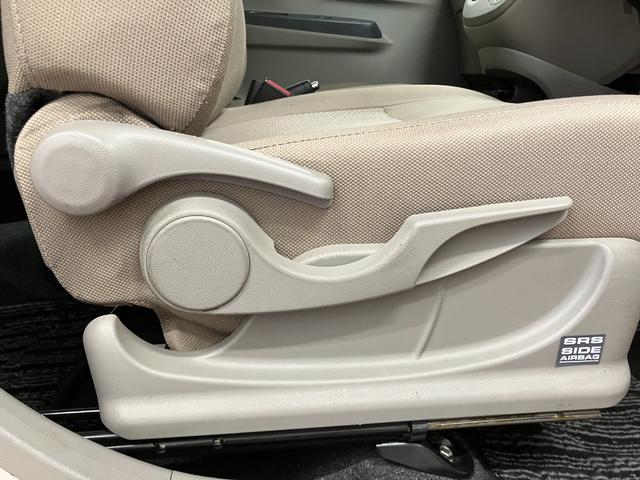 ミライースG下取車 横滑り防止装置 電動格納ドアミラー 盗難防止装置 運転席エアバッグ 助手席エアバッグ キーレスエントリー オートエアコン アイドリングストップ アクセサリーソケット 純正アルミホイール(長崎県)の中古車