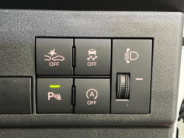 ハイゼットカーゴＤＸＣＶＴ　２ＷＤ　１オーナー　衝突被害軽減システム　オートマチックハイビーム　ラジオ　オートライト　運転席助手席エアバッグ　ＡＢＳ　レーンアシスト　キーレスエントリー　両側スライドドア（長崎県）の中古車