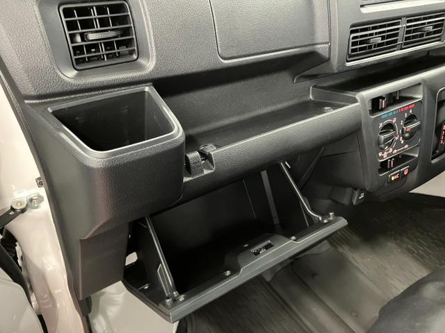 ハイゼットカーゴＤＸＣＶＴ　２ＷＤ　１オーナー　衝突被害軽減システム　オートマチックハイビーム　ラジオ　オートライト　運転席助手席エアバッグ　ＡＢＳ　レーンアシスト　キーレスエントリー　両側スライドドア（長崎県）の中古車