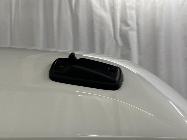 ハイゼットカーゴＤＸＣＶＴ　２ＷＤ　１オーナー　衝突被害軽減システム　オートマチックハイビーム　ラジオ　オートライト　運転席助手席エアバッグ　ＡＢＳ　レーンアシスト　キーレスエントリー　両側スライドドア（長崎県）の中古車