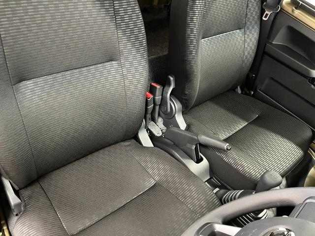 ハイゼットトラックジャンボエクストラ届出済未使用車 元展示車 2WD マニュアル車 衝突被害軽減システム LEDヘッドライト プッシュスタート スマートキー レーンキープアシスト エアバッグ 禁煙 オートマチックハイビーム オートライト(長崎県)の中古車