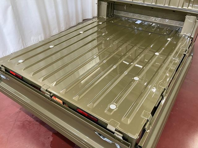 ハイゼットトラックジャンボエクストラ届出済未使用車 元展示車 2WD マニュアル車 衝突被害軽減システム LEDヘッドライト プッシュスタート スマートキー レーンキープアシスト エアバッグ 禁煙 オートマチックハイビーム オートライト(長崎県)の中古車