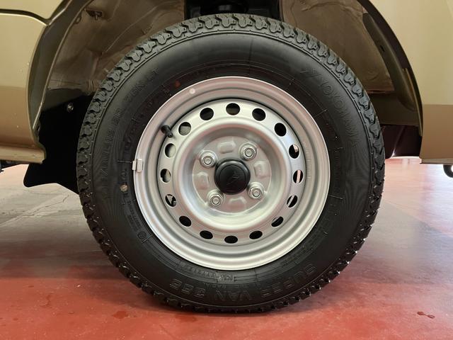 ハイゼットトラックジャンボエクストラ届出済未使用車 元展示車 2WD マニュアル車 衝突被害軽減システム LEDヘッドライト プッシュスタート スマートキー レーンキープアシスト エアバッグ 禁煙 オートマチックハイビーム オートライト(長崎県)の中古車