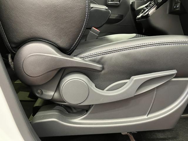 タントカスタムXリミテッド届出済未使用車 元展示車 禁煙 9インチディスプレイオーディオ バックカメラ 衝突被害軽減システム ブルートゥース 両側電動スライドドア ETC アダプティブクルーズコントロール LEDヘッドランプ(長崎県)の中古車