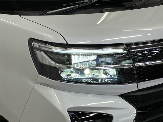 タントカスタムXリミテッド届出済未使用車 元展示車 禁煙 9インチディスプレイオーディオ バックカメラ 衝突被害軽減システム ブルートゥース 両側電動スライドドア ETC アダプティブクルーズコントロール LEDヘッドランプ(長崎県)の中古車