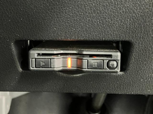 ハイゼットカーゴDX1オーナー 衝突被害軽減システム ETC 横滑り防止装置 オートマチックハイビーム ラジオ オートライト アイドリングストップ 運転席助手席エアバッグ ABS レーンキープアシスト 両側スライドドア(長崎県)の中古車