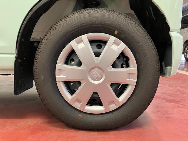 ハイゼットカーゴクルーズ届出済未使用車 元展示車 1オーナー 衝突被害軽減システム オートマチックハイビーム 禁煙車 オートライト アイドリングストップ 運転席エアバッグ 助手席エアバッグ ABS 両側スライドドア(長崎県)の中古車