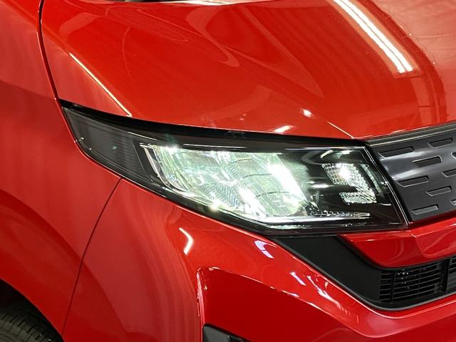 ムーヴX元展示車 1オーナー 禁煙車 オートマチックハイビーム LEDヘッドランプ 電動格納ミラー アイドリングストップ レーンアシスト オートライト 片側電動両側スライドドア 衝突被害軽減システム(長崎県)の中古車