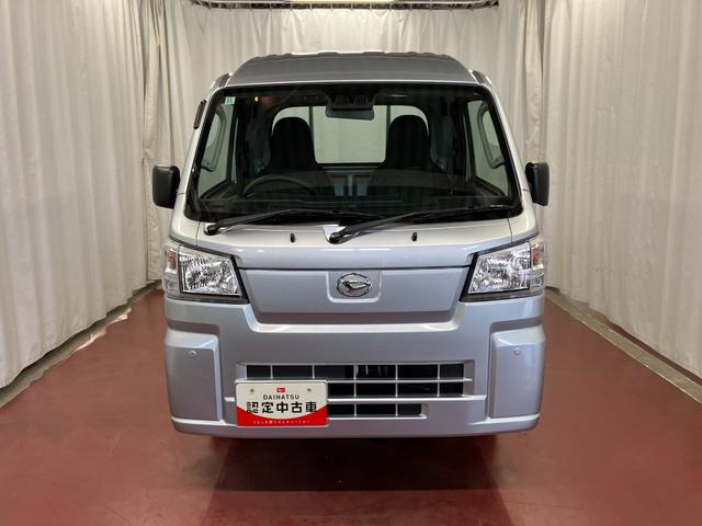 ハイゼットトラックジャンボスタンダード届出済未使用車 元展示車 2WD マニュアル車 1オーナー 衝突被害軽減システム エアコン ラジオ レーンキープアシスト アイドリングストップ エアバッグ 禁煙 オートマチックハイビーム オートライト(長崎県)の中古車