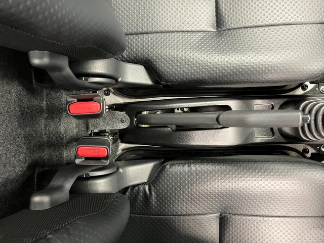 ハイゼットトラックジャンボスタンダード届出済未使用車 元展示車 2WD マニュアル車 1オーナー 衝突被害軽減システム エアコン ラジオ レーンキープアシスト アイドリングストップ エアバッグ 禁煙 オートマチックハイビーム オートライト(長崎県)の中古車