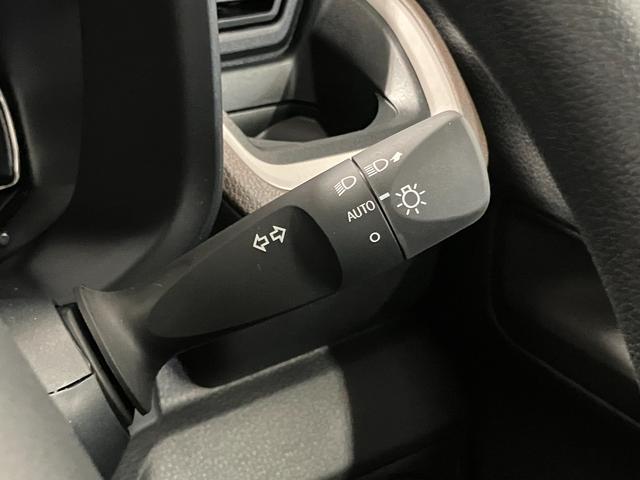 ムーヴX届出済未使用車 元展示車 9インチディスプレイオーディオ LEDヘッドランプ ベンチシート オートマチックハイビーム 片側電動両側スライドドア バックカメラ TV USB入力端子 電動格納ミラー(長崎県)の中古車
