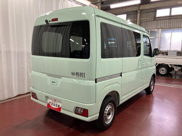 ハイゼットカーゴDX届出済未使用車 元展示車 1オーナー 衝突被害軽減システム オートマチックハイビーム 禁煙車 オートライト アイドリングストップ ラジオ 運転席エアバッグ 助手席エアバッグ ABS 両側スライドドア(長崎県)の中古車