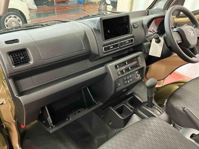 ハイゼットトラックジャンボエクストラ元展示車 2WD CVT車 オートマチックハイビーム 両席エアバッグ スマ−トキー 横滑り防止機能 オートライト アイドリングストップ ABS 禁煙 1オーナー 衝突被害軽減システム 電動格納式ミラー(長崎県)の中古車