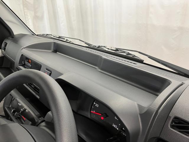 ハイゼットトラックスタンダード　農用スペシャル元展示車　届済未使用車　１オーナー　４ＷＤ　マニュアル車　禁煙車　オートライト　衝突被害軽減システム　オートハイビーム　ＡＭ／ＦＭラジオ　アイドリングストップ　アクセサリーソケット（長崎県）の中古車