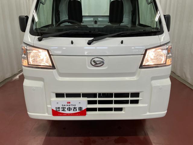 ハイゼットトラックスタンダード　農用スペシャル元展示車　届済未使用車　１オーナー　４ＷＤ　マニュアル車　禁煙車　オートライト　衝突被害軽減システム　オートハイビーム　ＡＭ／ＦＭラジオ　アイドリングストップ　アクセサリーソケット（長崎県）の中古車