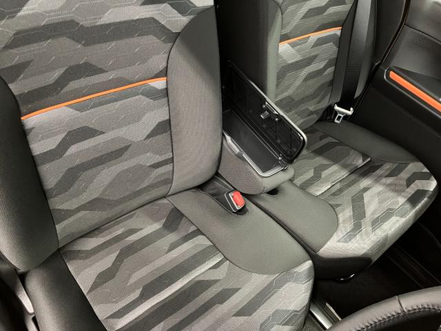 タントファンクロスターボリミテッド届出済未使用車 元展示車 1オーナー 禁煙車 ETC アダプティブクルーズコントロール 両側電動スライドドア スマートキー LEDヘッドランプ シートヒーター 衝突被害軽減システム 車線逸脱警報(長崎県)の中古車