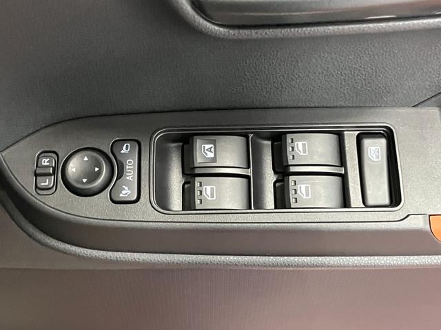 タントファンクロスターボリミテッド届出済未使用車 元展示車 1オーナー 禁煙車 ETC アダプティブクルーズコントロール 両側電動スライドドア スマートキー LEDヘッドランプ シートヒーター 衝突被害軽減システム 車線逸脱警報(長崎県)の中古車
