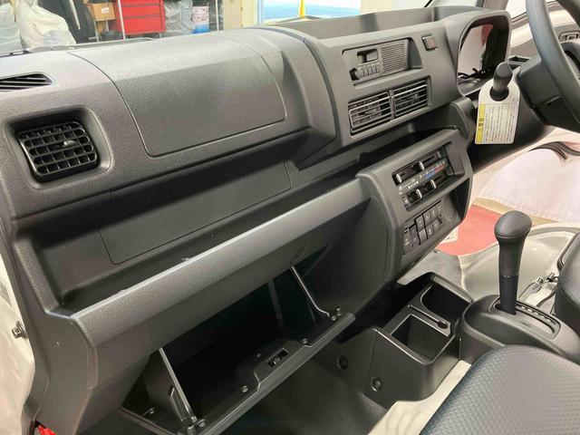 ハイゼットトラックスタンダード 農用スペシャル届出済使用車 展示車 4WD CVT 1オーナー 禁煙車 ラジオ パワーステアリング 運転席助手席エアバック オートライト 衝突被害軽減システム オートハイビーム アイドリングストップ(長崎県)の中古車