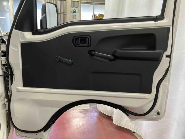 ハイゼットトラックスタンダード 農用スペシャル届出済使用車 展示車 4WD CVT 1オーナー 禁煙車 ラジオ パワーステアリング 運転席助手席エアバック オートライト 衝突被害軽減システム オートハイビーム アイドリングストップ(長崎県)の中古車