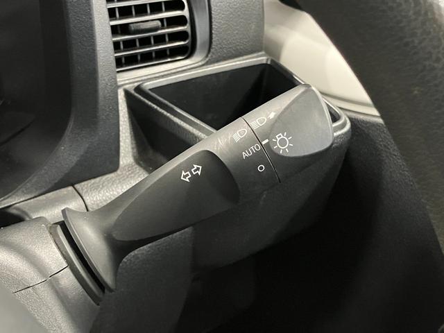 ハイゼットトラックスタンダードマニュアル車 2WD AM/FMラジオ アイドリングストップ 運転席エアバック 助手席エアバック 横滑り防止 エアコン パワステ 記録簿付き アンチロックブレーキ オートライト(長崎県)の中古車