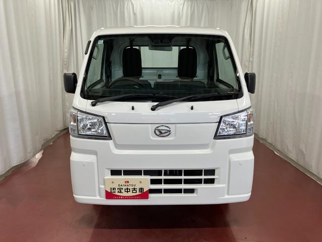 ハイゼットトラックスタンダード元展示車　届出済未使用車　４ＷＤ　ＣＶＴ　禁煙車　オートライト　衝突被害軽減システム　横滑り防止装置　オートハイビーム　オートライト　アイドリングストップ　アクセサリーソケット（長崎県）の中古車