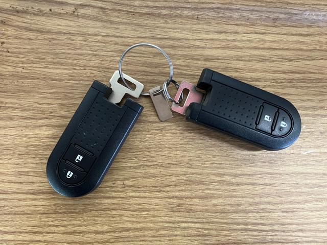 ミラトコットＧ　ＳＡIII下取車　電動格納ミラー　記録簿　ＬＥＤヘッドライト　オートライト　運転席助手席エアバッグ　スマートキー　プッシュスタート　レーンアシスト　アイドリングストップ　衝突被害軽減システム（長崎県）の中古車