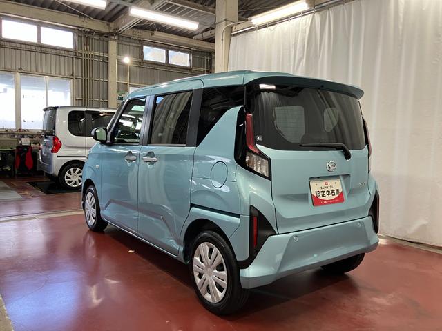 ムーヴＸ届出済未使用車　元展示車　９インチディスプレイオーディオ　バックカメラ　オートライト　片側電動両側スライドドア　ＬＥＤヘッドランプ　スマートキー　衝突安全ボディ　電動格納ミラー　禁煙車　ＴＶ（長崎県）の中古車