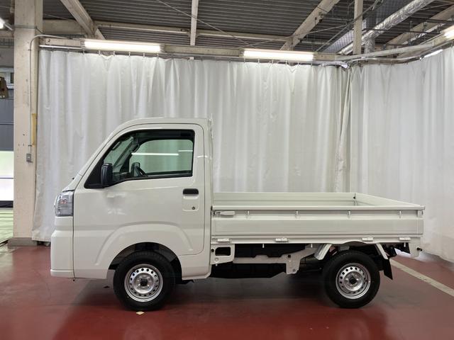ハイゼットトラックスタンダード　農用スペシャル届出済未使用車　元展示車　１オーナー　ラジオ　４ＷＤ　マニュアル車　Ｗエアバック　禁煙　パワステ　オートライト　衝突被害軽減システム　記録簿　アイドリングストップ　横滑り防止装置　アンチロックブレーキ（長崎県）の中古車