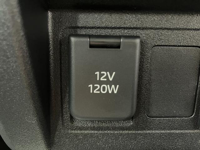 ハイゼットトラックスタンダード元展示車　届済未使用車　２ＷＤ　マニュアル車　１オーナー　盗難防止システム　衝突被害軽減システム　横滑り防止　運転席助手席エアバック　マニュアルエアコン　記録簿　オートハイビーム　ＡＢＳ　オートライト（長崎県）の中古車